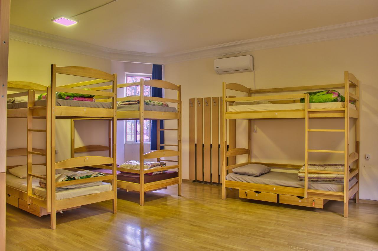 Classy And Cozy Hostel Ереван Екстериор снимка